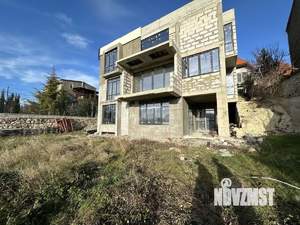 Дом 274м&sup2;, 3-этажный, участок 5 сот.  