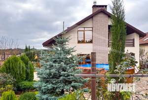 Дом 370м², 2-этажный, участок 7 сот.  