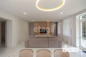 Дом 356м², 3-этажный, участок 4 сот.  