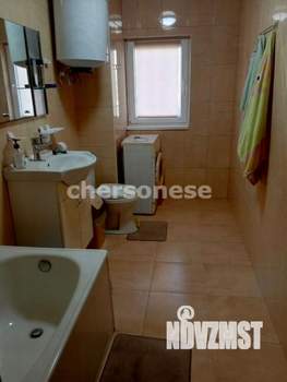 Дом 200м&sup2;, 3-этажный, участок 6 сот.  