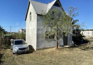 Дом 70м², 2-этажный, участок 6 сот.  