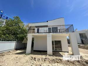 Дом 230м², 2-этажный, участок 4 сот.  