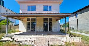 Дом 160м&sup2;, 2-этажный, участок 4 сот.  