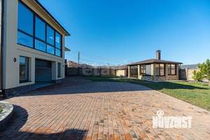 Дом 408м², 2-этажный, участок 11 сот.  