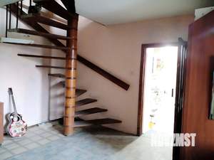 Дом 120м², 3-этажный, участок 3 сот.  