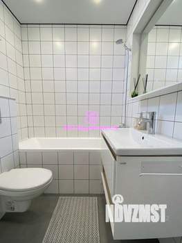 Коттедж 280м², 3-этажный, участок 4 сот.  