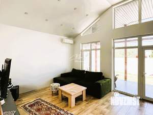 Дом 120м&sup2;, 1-этажный, участок 4 сот.  