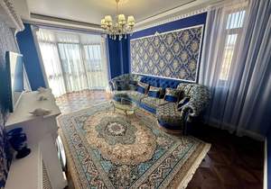 Дом 341м², 3-этажный, участок 7 сот.  