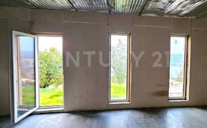 Дом 96м², 2-этажный, участок 6 сот.  