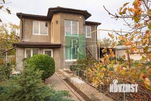 Дом 150м², 2-этажный, участок 4 сот.  