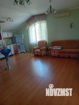 Дача 200м&sup2;, 2-этажный, участок 5 сот.  