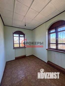 Дом 147м&sup2;, 3-этажный, участок 5 сот.  