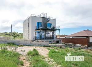 Дом 176м&sup2;, 2-этажный, участок 6 сот.  