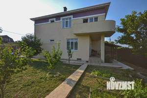 Дом 328м², 2-этажный, участок 7 сот.  