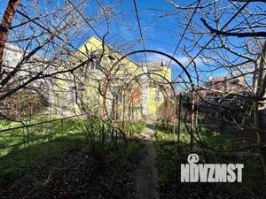 Дом 284м², 2-этажный, участок 6 сот.  