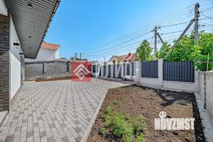 Дом 200м², 1-этажный, участок 6 сот.  
