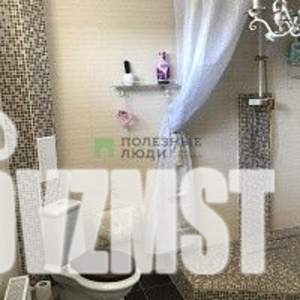 Дом 330м&sup2;, 3-этажный, участок 4 сот.  