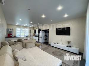 Дом 180м&sup2;, 3-этажный, участок 5 сот.  