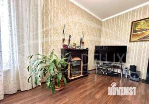 Дом 278м², 2-этажный, участок 10 сот.  