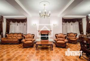 Дом 266м², 3-этажный, участок 20 сот.  