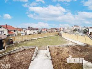 Дом 300м&sup2;, 2-этажный, участок 16 сот.  