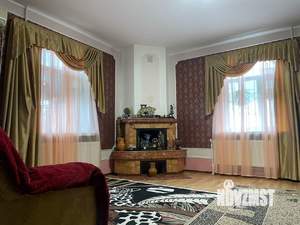 Дом 352м², 3-этажный, участок 12 сот.  