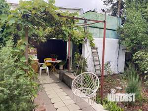 Дом 96м&sup2;, 3-этажный, участок 8 сот.  