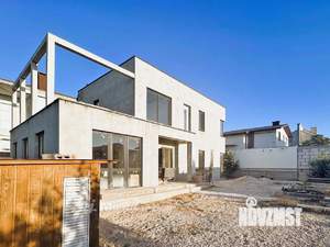 Дом 157м², 2-этажный, участок 8 сот.  