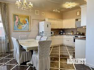 Дом 250м², 2-этажный, участок 6 сот.  