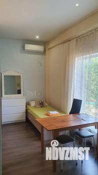 Дом 270м², 2-этажный, участок 7 сот.  