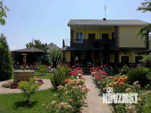 Дом 250м², 2-этажный, участок 8 сот.  