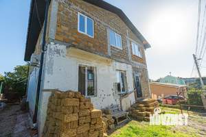 Дом 202м², 2-этажный, участок 4 сот.  