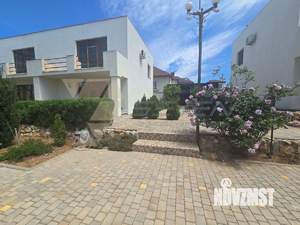 Дом 200м², 2-этажный, участок 7 сот.  