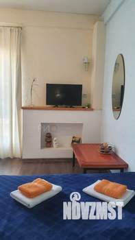 Дом 270м², 2-этажный, участок 7 сот.  