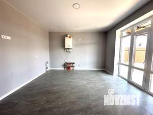 Дом 102м&sup2;, 1-этажный, участок 4 сот.  