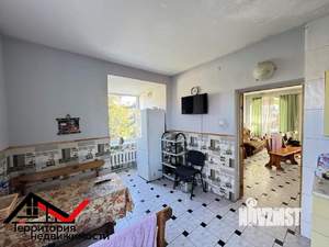 Дом 305м&sup2;, 2-этажный, участок 6 сот.  