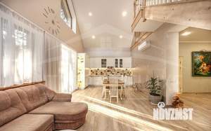 Дом 150м&sup2;, 2-этажный, участок 6 сот.  