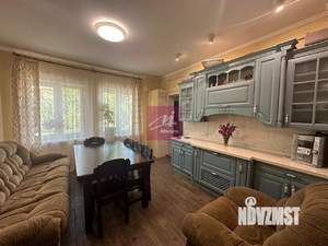 Дом 255м², 3-этажный, участок 4 сот.  