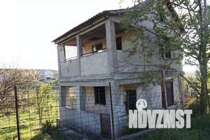 Дом 50м², 2-этажный, участок 4 сот.  