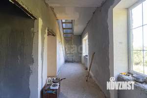 Дом 221м², 3-этажный, участок 16 сот.  