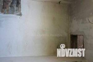 Дом 50м&sup2;, 2-этажный, участок 4 сот.  