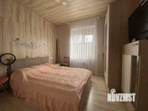 Дом 130м², 2-этажный, участок 5 сот.  