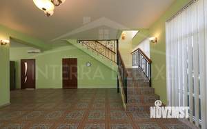 Дом 257м², 2-этажный, участок 16 сот.  