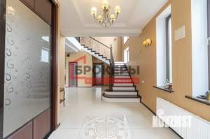 Дом 250м², 2-этажный, участок 12 сот.  