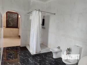 Дом 398м&sup2;, 3-этажный, участок 14 сот.  