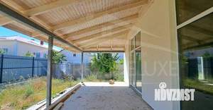 Дом 160м&sup2;, 2-этажный, участок 4 сот.  