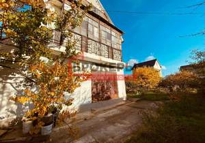 Дом 147м&sup2;, 3-этажный, участок 5 сот.  