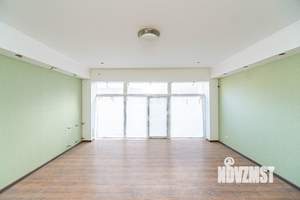 Дом 222м², 2-этажный, участок 10 сот.  