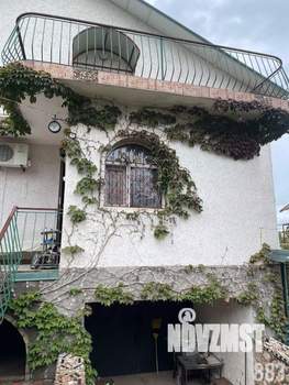 Дом 352м², 3-этажный, участок 12 сот.  