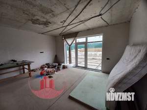 Коттедж 240м², 2-этажный, участок 8 сот.  